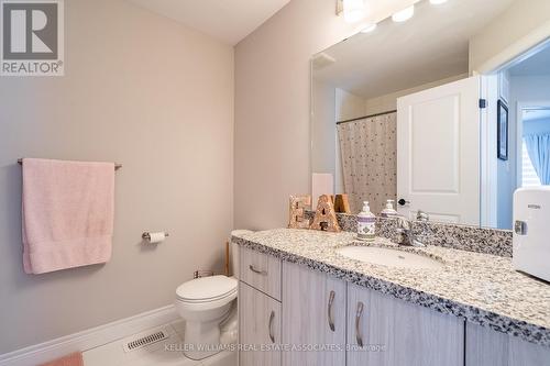 12 Marr Lane, Hamilton, ON - Indoor Photo Showing Bathroom