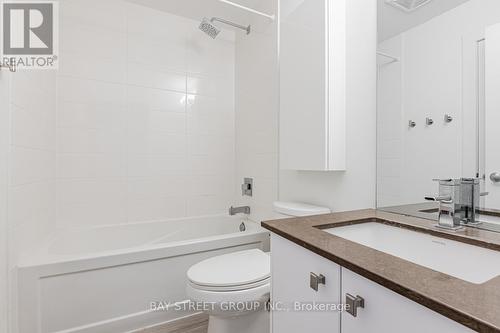 7 - 50 Holmes Avenue, Toronto, ON - Indoor Photo Showing Bathroom