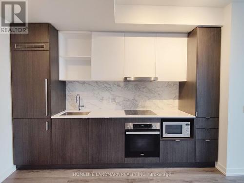 6205 - 138 Downes Street, Toronto, ON - Indoor Photo Showing Kitchen