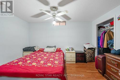 10 Hedgerow Avenue, Brampton, ON - Indoor Photo Showing Bedroom