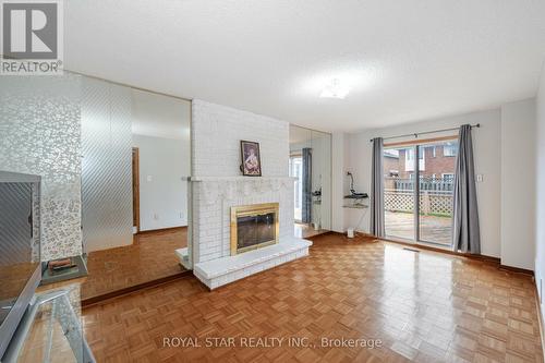 10 Hedgerow Avenue, Brampton, ON - Indoor With Fireplace