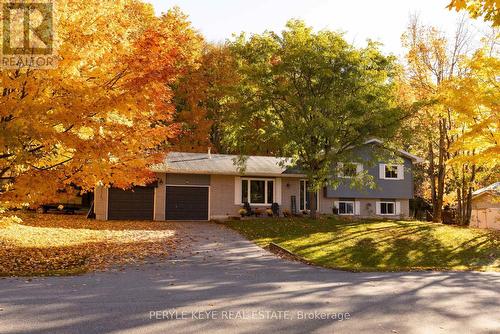 100 Meadow Heights Drive, Bracebridge, ON - Outdoor With Facade