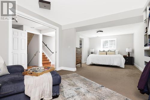 100 Meadow Heights Drive, Bracebridge, ON - Indoor Photo Showing Bedroom