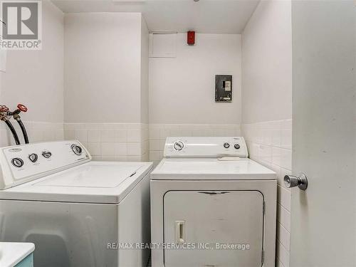 1201 - 135 Antibes Drive N, Toronto, ON - Indoor Photo Showing Laundry Room