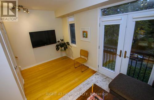 Th6 - 80 Carr Street, Toronto, ON - Indoor Photo Showing Other Room