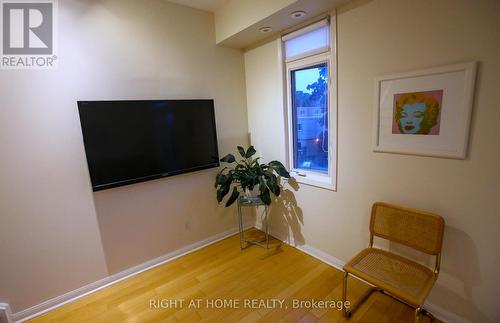 Th6 - 80 Carr Street, Toronto, ON - Indoor Photo Showing Other Room