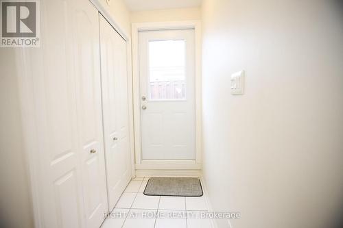 Th6 - 80 Carr Street, Toronto, ON - Indoor Photo Showing Other Room