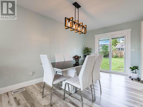 38 Martha Court, Welland, ON - Indoor Photo Showing Dining Room