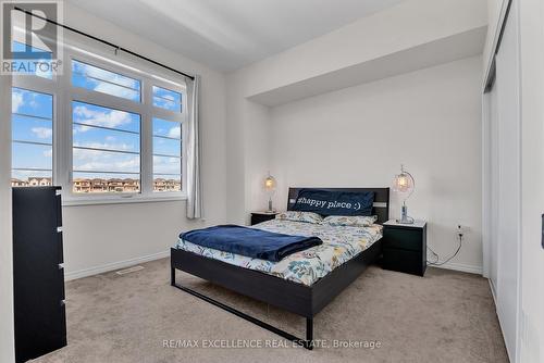 12 Whithorn Crescent, Haldimand, ON - Indoor Photo Showing Bedroom