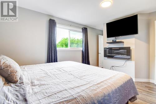 6 Brookview Road, Brampton, ON - Indoor Photo Showing Bedroom