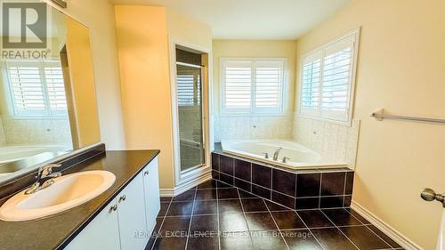 965 O'Reilly Crescent, Shelburne, ON - Indoor Photo Showing Bathroom