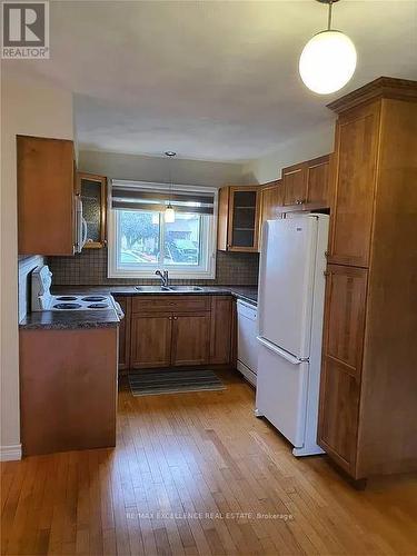 1034 Michener Boulevard, Timmins, ON - Indoor Photo Showing Kitchen With Double Sink