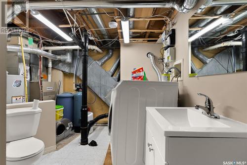 2109 Wallace Street, Regina, SK - Indoor Photo Showing Basement