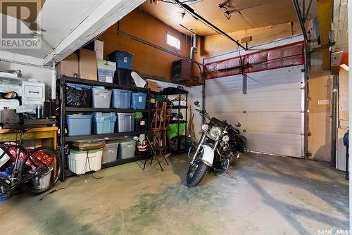 2109 Wallace Street, Regina, SK - Indoor Photo Showing Garage