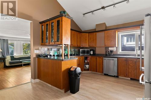 2109 Wallace Street, Regina, SK - Indoor Photo Showing Kitchen