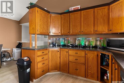 2109 Wallace Street, Regina, SK - Indoor Photo Showing Kitchen