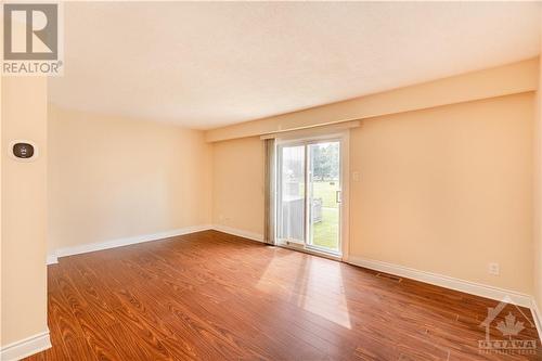 451 Moodie Drive Unit#E, Ottawa, ON - Indoor Photo Showing Other Room