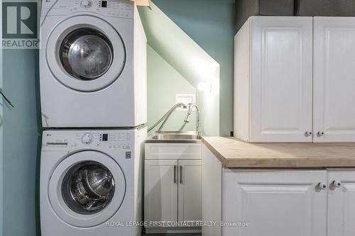 72 Gore Drive, Barrie, ON - Indoor Photo Showing Laundry Room