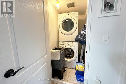 417 - 130 Widdicombe Hill Boulevard, Toronto, ON - Indoor Photo Showing Laundry Room