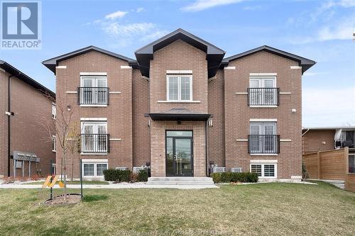 233 Watson Unit# 205, Windsor, ON - Outdoor