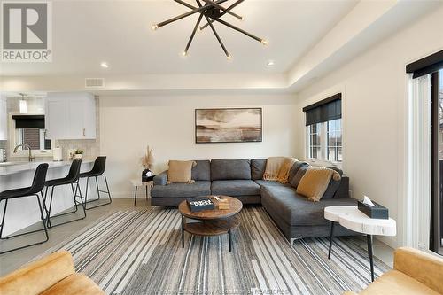 233 Watson Unit# 205, Windsor, ON - Indoor Photo Showing Living Room