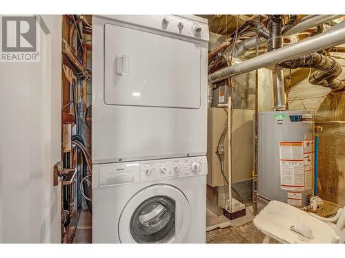 1163 Kensington Street, Penticton, BC - Indoor Photo Showing Laundry Room