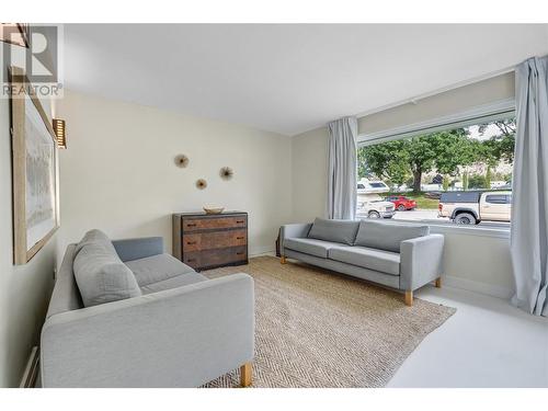 1163 Kensington Street, Penticton, BC - Indoor Photo Showing Other Room