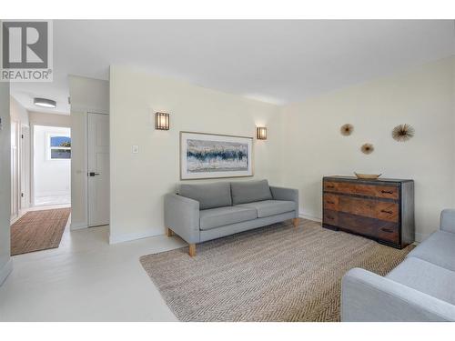 1163 Kensington Street, Penticton, BC - Indoor Photo Showing Other Room