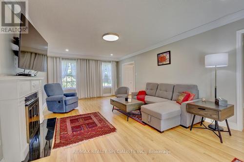 1275 Donlea Crescent, Oakville, ON - Indoor Photo Showing Living Room With Fireplace