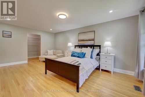 1275 Donlea Crescent, Oakville, ON - Indoor Photo Showing Bedroom