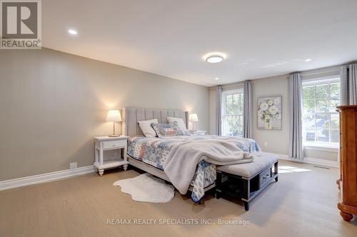 1275 Donlea Crescent, Oakville, ON - Indoor Photo Showing Bedroom