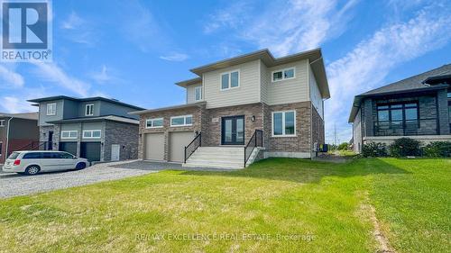 140 Landreville Drive, Sudbury Remote Area, ON - Outdoor With Facade