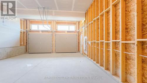 140 Landreville Drive, Sudbury Remote Area, ON - Indoor Photo Showing Garage