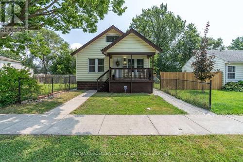 3561 King Street, Windsor, ON - Outdoor