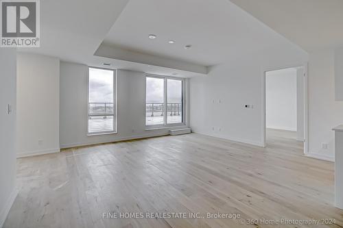 712 - 8 Beverley Glen Boulevard, Vaughan, ON - Indoor Photo Showing Other Room