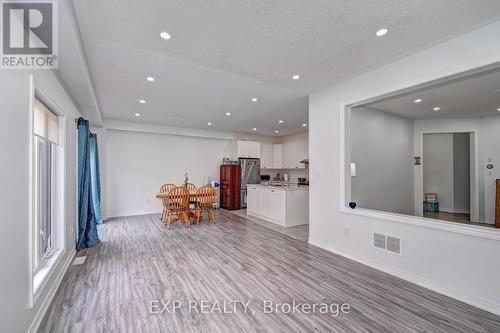 67 Knotty Pine Avenue, Cambridge, ON - Indoor