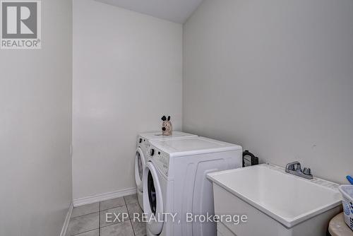 67 Knotty Pine Avenue, Cambridge, ON - Indoor Photo Showing Laundry Room