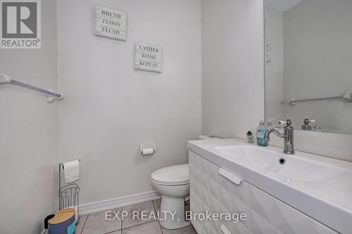 67 Knotty Pine Avenue, Cambridge, ON - Indoor Photo Showing Bathroom