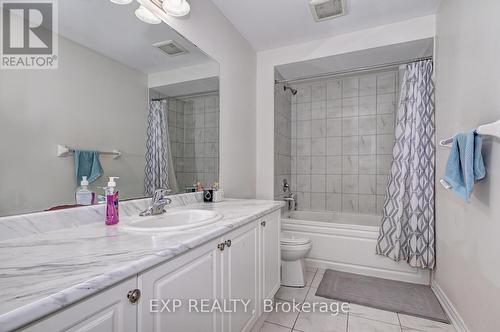 67 Knotty Pine Avenue, Cambridge, ON - Indoor Photo Showing Bathroom