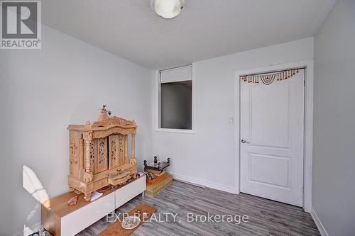 67 Knotty Pine Avenue, Cambridge, ON - Indoor Photo Showing Other Room