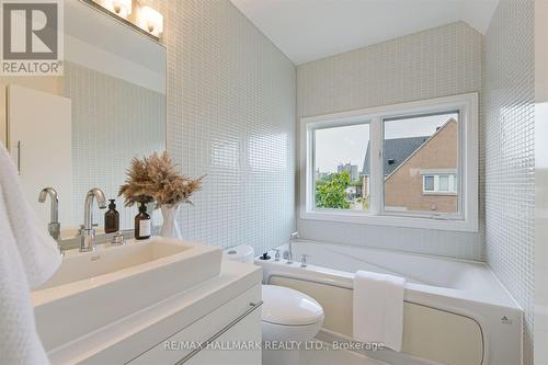 29 Macphail Avenue, Toronto, ON - Indoor Photo Showing Bathroom