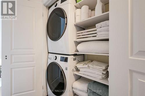 29 Macphail Avenue, Toronto, ON - Indoor Photo Showing Laundry Room