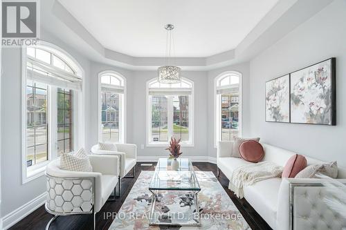 2 Pritchard Road, Brampton, ON - Indoor Photo Showing Living Room