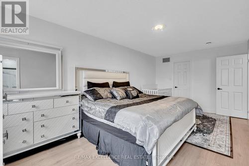 141 Osborn Avenue, Brantford, ON - Indoor Photo Showing Bedroom