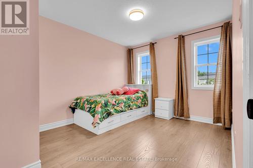 141 Osborn Avenue, Brantford, ON - Indoor Photo Showing Bedroom