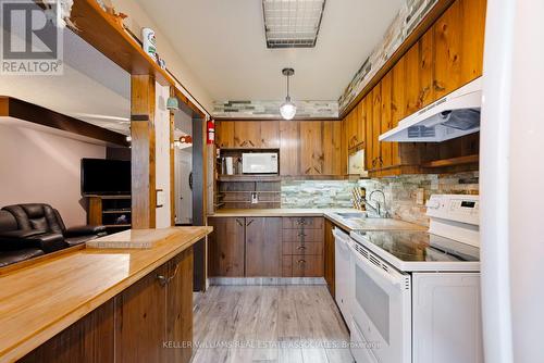 6 Robert Lane, Halton Hills, ON - Indoor Photo Showing Kitchen