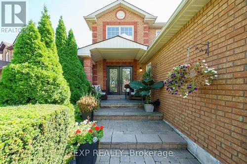 3338 Beau Rivage Crescent, Mississauga, ON - Outdoor