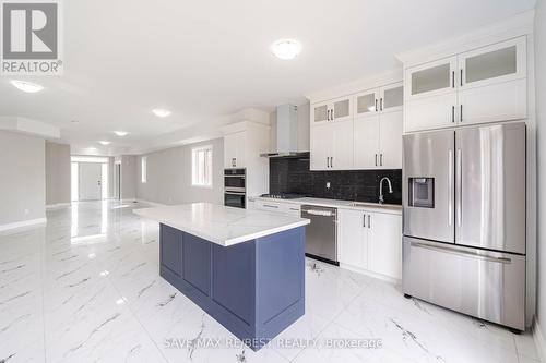 30 Abercrombie Crescent, Brampton, ON - Indoor Photo Showing Kitchen With Stainless Steel Kitchen