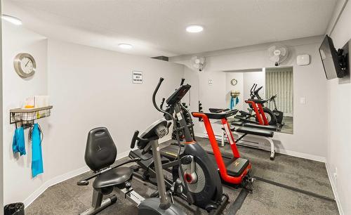 607 2000 Sinclair Street, Winnipeg, MB - Indoor Photo Showing Gym Room