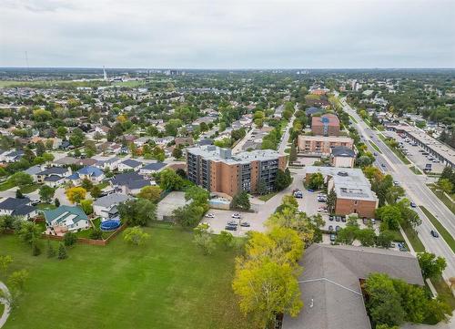 607 2000 Sinclair Street, Winnipeg, MB - Outdoor With View